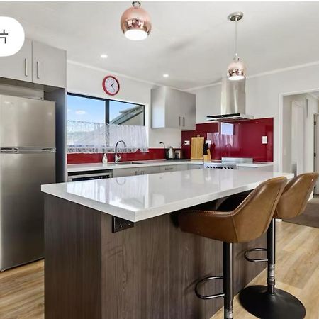 Aroha Nui Rotorua Villa Eksteriør billede