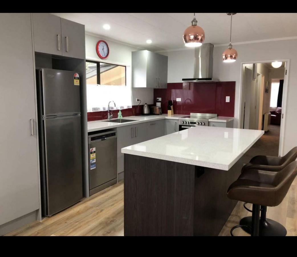 Aroha Nui Rotorua Villa Eksteriør billede